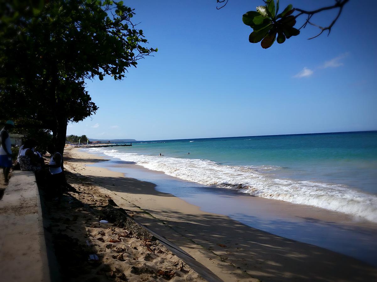 Bailey'S Bed And Breakfast Runaway Bay Ngoại thất bức ảnh