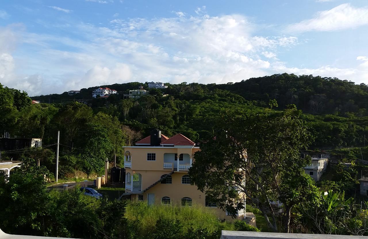 Bailey'S Bed And Breakfast Runaway Bay Ngoại thất bức ảnh
