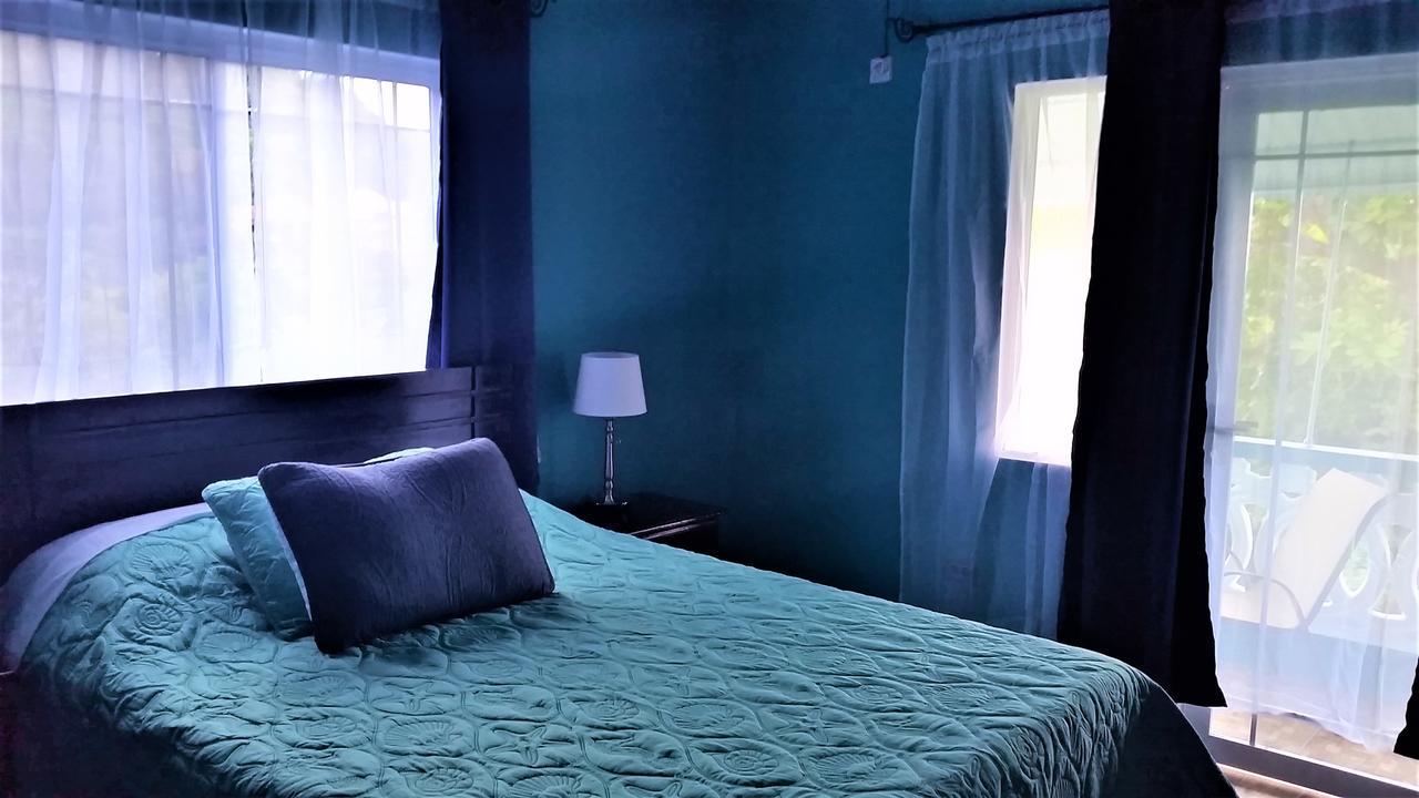 Bailey'S Bed And Breakfast Runaway Bay Ngoại thất bức ảnh