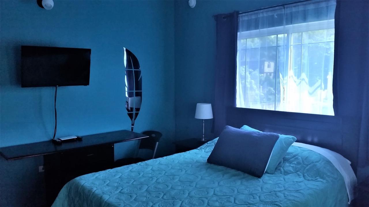 Bailey'S Bed And Breakfast Runaway Bay Ngoại thất bức ảnh