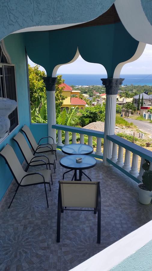 Bailey'S Bed And Breakfast Runaway Bay Ngoại thất bức ảnh